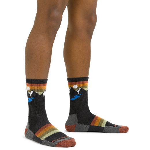 Bilde av Darn Tough Sunset Ridge Micro Crew Lightweight With Cushion - (71° Nord) Multicolor